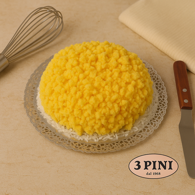 Torta Mimosa, in due varianti, crema e ananas oppure con gocce di cioccolato.