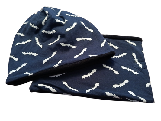 SaSch SelbstgefertigtesausSchwaben Selbstgefertigtes aus Schwaben Sarah Schäuble Handarbeit handmade selbstgemacht Beanie Mütze Loop Schlauchschal Schal Fleece Fledermaus
