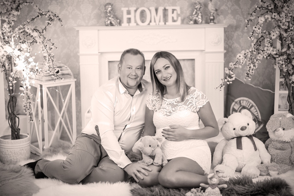 babybauch-schwangerschaft-augsburg-fotostudio-diamond-deluxe.jpg