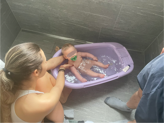 Ih de Badwanne wo d'Jasi vor 32 Jahr badet hät :'D