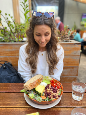 Zur Feier des Tages ufs sunnige Berkeley übere und de besti, grööschti, feinsti Salat go ässe im Mezzo :) (und nei, han nöd alles möge)