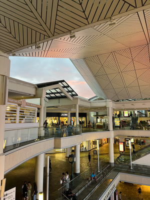 Am Mäntig nu mittelschön Wätter gsi, drum mal id Mall