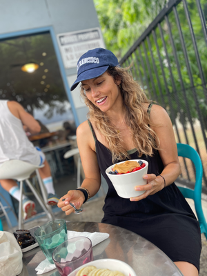 Ersti Acai Bowl uf de Inslä im Bogarts Cafe