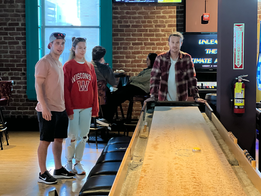 Di gstrandete Schwiizer nomal gseh uf es Shuffleboard :)
