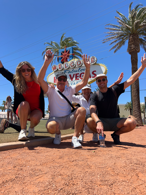 Bi crazy 36 Grad simmer zum Las Vegas Sign abetschumplet - hend all gnueg Sunne gha nachher...