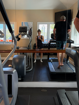 Sogar es Gym hets - de Papi s'erstmal ufem Laufband :)