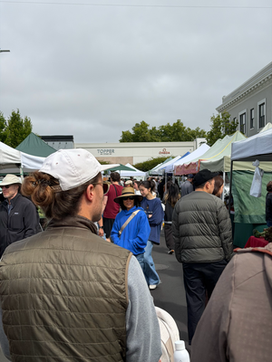 Sunday Farmer's Market :)