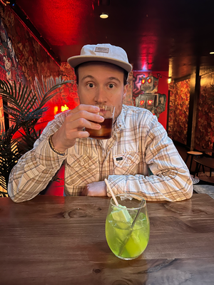 Friday Evening Drinks (inere Koreanische Bar "Polk Cha") - am Fabian sin mit Sesam, mine mit Glace? xD