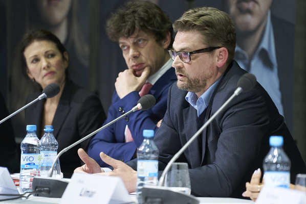 Bildrechte: Jürgen Kramer: Robert Koall, Chefdramaturg Staatsschauspiel Dresden, schildert die dramatische Entwicklung von PEGIDA und welche Gefahren im Kontext Rechtsextremismus und Gewalt sich daraus entwickeln