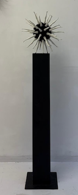 STEPPTEASE 2023 Glasiertes Porzellan, Silikon schwarz  Ø 36 cm