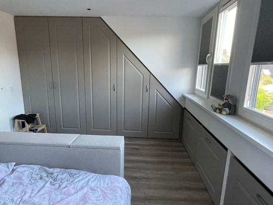 Kast onder dakkapel op maat