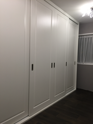 Schuifwand van vloet tot plafond