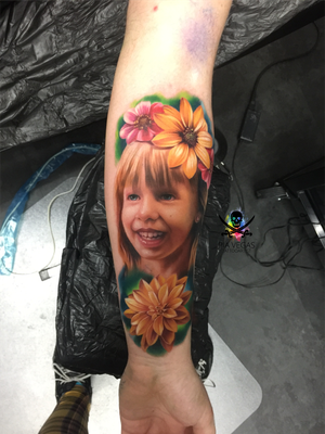 portrait tattoo farbe