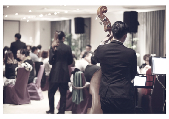 Repas entreprise (Contrebasse Live)