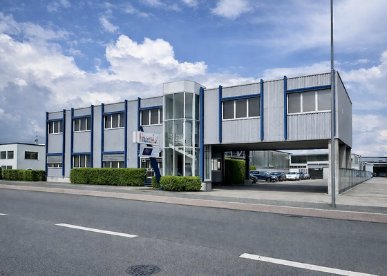 Gewerbehalle und Bürogebäude Köln Ostendorf