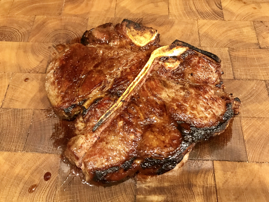T-Bone Steak aus dem Oberhitzegrill - SonsOfBarbecue
