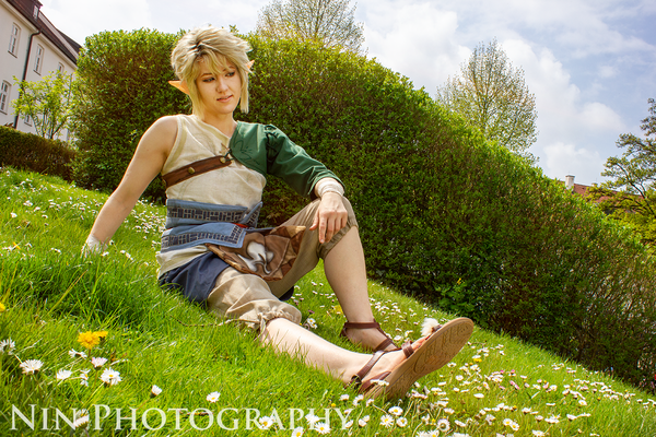 Model: Mochi_Dragon-Cosplay