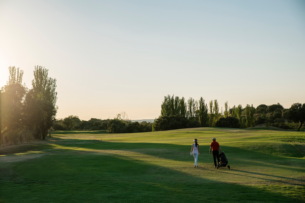 Spiel Golf in Deinem Urlaub - Erlebe Deinen exklusiven Luxussporturlaub! In Deiner Reiserei, Reisebüro in Berlin Brandenburg