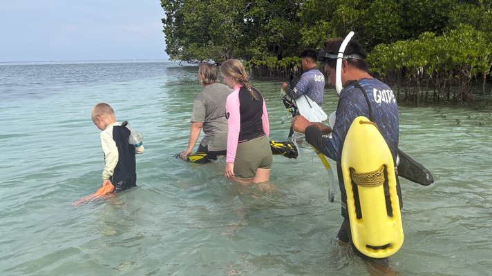 Tulapos Marine Sanctuary mit Guide