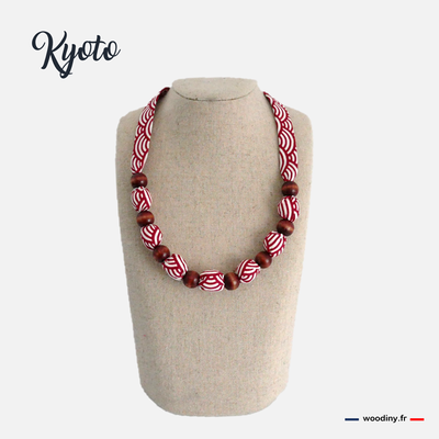 Collier japonais rouge