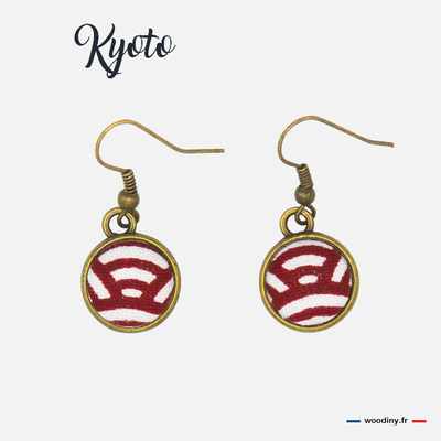 Boucle d'oreilles rouges motif japonais