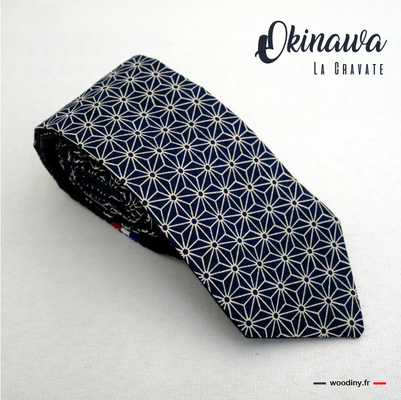 Cravate bleu asanoha