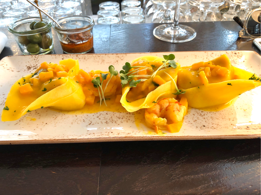 Leckere Torteloni. Delicious tortellini. Deliziosi tortelloni.