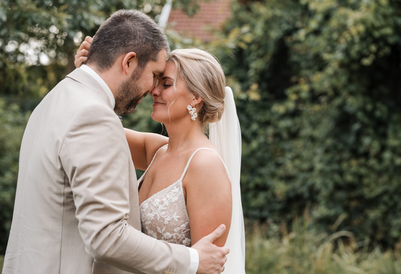 Professionelles Hair & Make-up für Brautportraits und Hochzeitsshooting im Münsterland – Brautstyling und Braut-Make-up für Münster, Coesfeld, Borken, Steinfurt und Warendorf