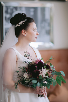 Brautstyling in Münster, Borken, Coesfeld, Steinfurt und Warendorf – natürliches Braut-Make-up und elegantes Hairstyling für den Hochzeitstag