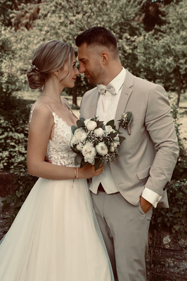 Brautstyling in Münster, Borken, Coesfeld, Steinfurt und Warendorf – natürliches Braut-Make-up und elegantes Hairstyling für den Hochzeitstag