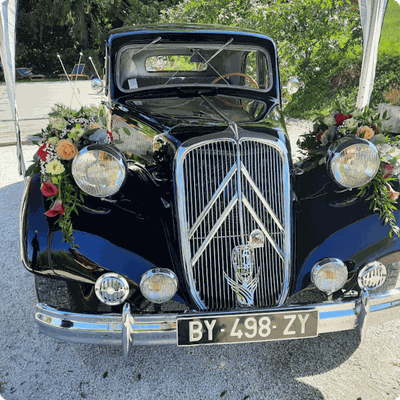 Ros Arum_mariage coloré_décoration florale voiture_fleuriste mariage Rumilly