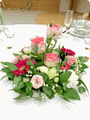 Ros Arum_mariage tons roses_composition tables invités_fleuriste mariage Rumilly