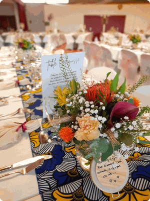 Ros Arum_mariage coloré_bouquets tables invités_fleuriste mariage Rumilly