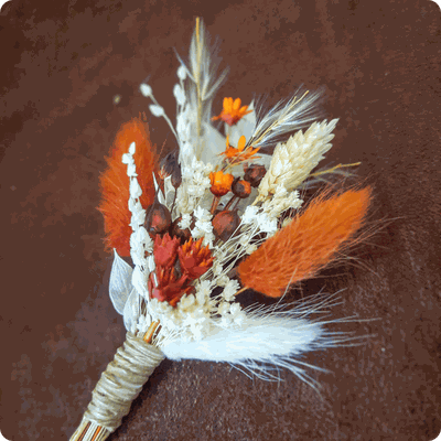 Ros Arum_mariage fleurs séchées ton automnal_boutonnière marié_fleuriste mariage rumilly