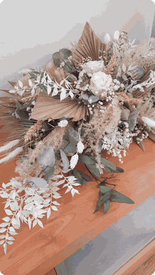 Ros Arum_mariage fleurs sechées tons blancs_composition table d'honneur détails_fleuriste mariage rumilly