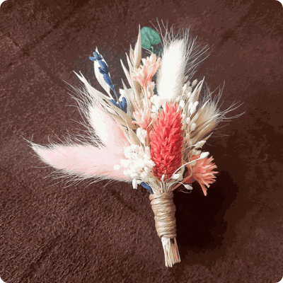 Ros Arum_mariage fleurs séchées_ coloré_boutonnière marié_fleuriste mariage rumilly