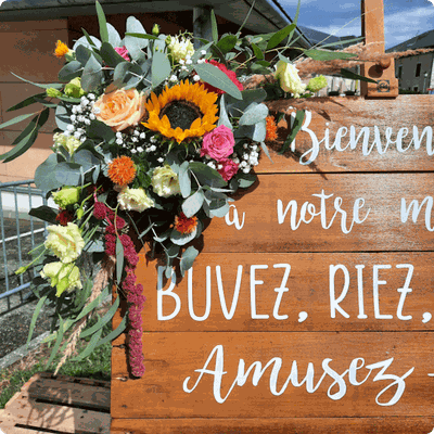 Ros Arum_mariage coloré_décoration florale panneau bienvenue_fleuriste mariage Rumilly