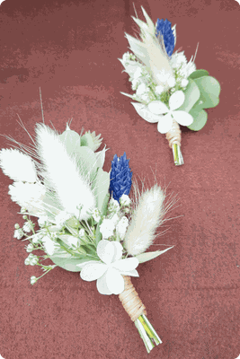 Ros Arum_mariage fleurs sechées tons blancs_boutonnières_fleuriste mariage rumilly