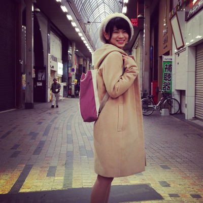 深夜商店街を...