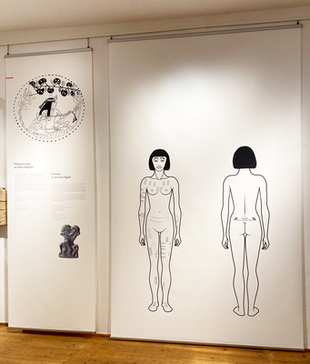 Ausstellung “Antike, die unter die Haut geht“: Hier zwei Tafeln zu Tätowierungen im Alten Ägypten