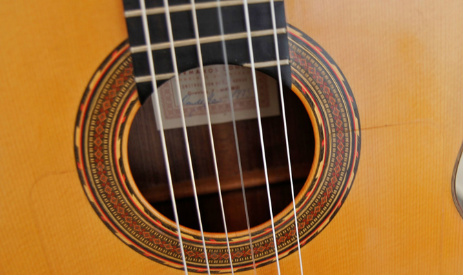 Hermanos Conde 1975 - Paco de Lucia - Rosette - Guitar 3 - Photo 3