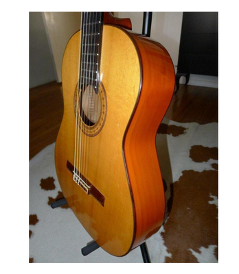  Hermanos Conde 1980 - Guitar 1 - Photo 13