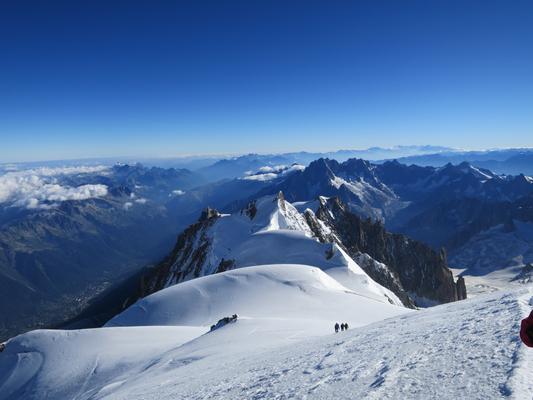 Mont Blanc, Mont Blanc besteigen, Gipfelerfolg Mont Blanc, Mont Blanc 4810m, Mont Blanc Frankreich, Cosmic Hütte,