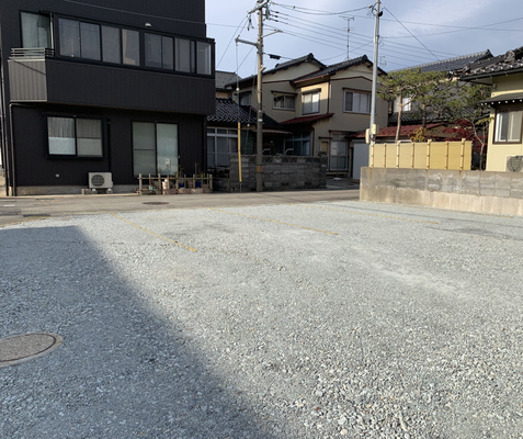 金沢市駅西新町,月極駐車場