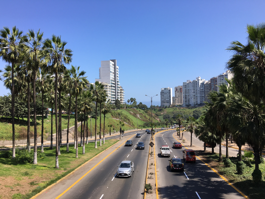 Lima - Strasse zum Meer