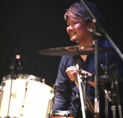 Takashi Machida percussion