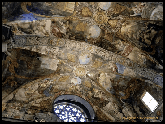  Otro increíbre freco de La iglesia de San Nicolás (Sant Nicolau) está ubicada y casi escondida entre tortuosas y plazas recoletas en el Casco Antiguo de Valencia