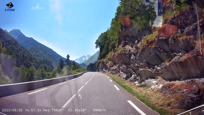 Bild: Wohnmobilreise in die Hochpyrenäen hier Fahrt Richtung Pass Col Cap de Long 