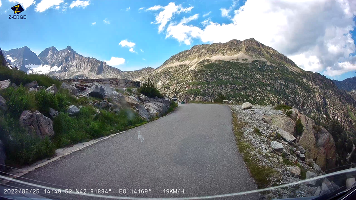 Bild: Wohnmobilreise in die Hochpyrenäen hier Fahrt Pass Col Cap de Long 