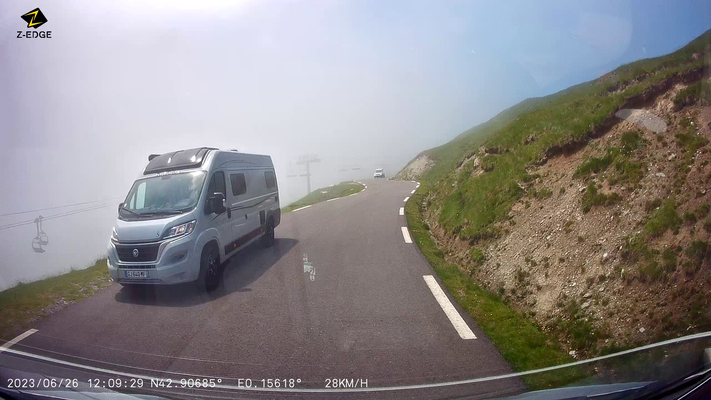 Bild: Wohnmobilreise in die Hochpyrenäen hier Fahrt zum Col du Tourmalet 